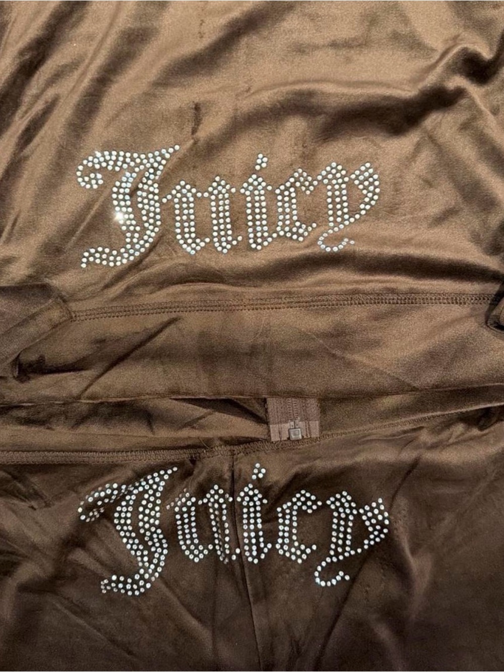 Juicy Couture Brown Velour Track Pants & Hoodie Set with Rhinestone Logo - Picture 2 of 4